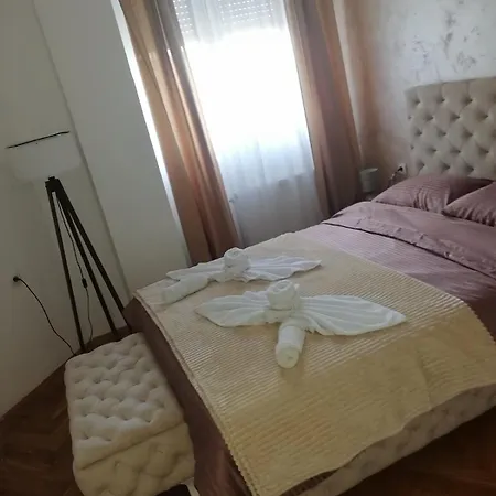 Apartment Aleksandrija Nis