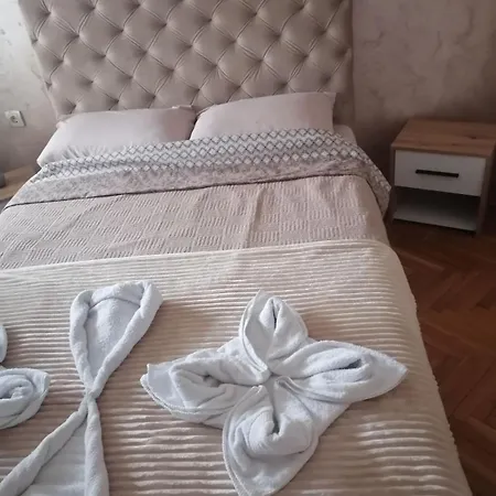 Aleksandrija * Nis